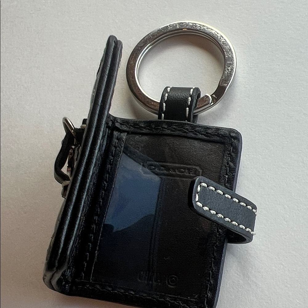 Vintage Coach Picture Frame Bag Charm-Black Key Holder with Pink Heart Accent - Picture 5 of 16